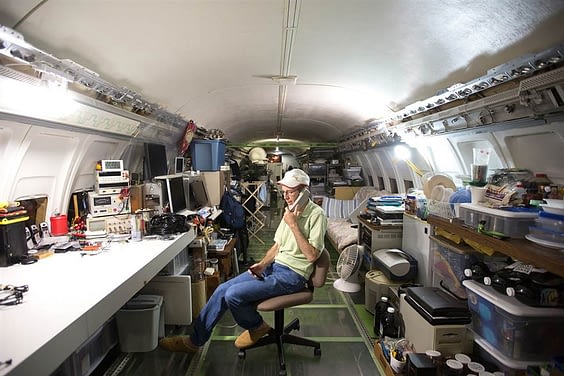 retired-boeing-727-recycled-home-bruce-campbell-6